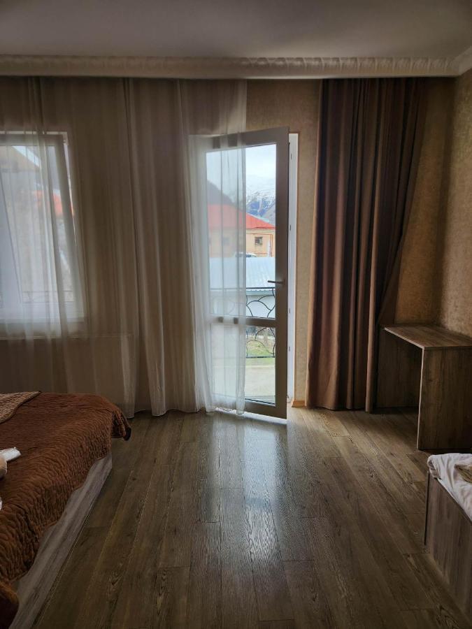 Moon Night Hotel Kazbegi Ngoại thất bức ảnh
