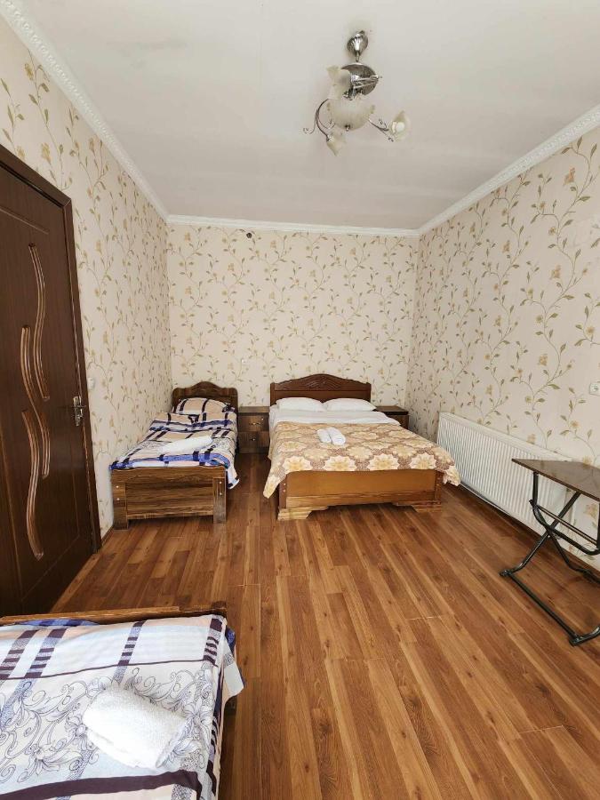 Moon Night Hotel Kazbegi Ngoại thất bức ảnh